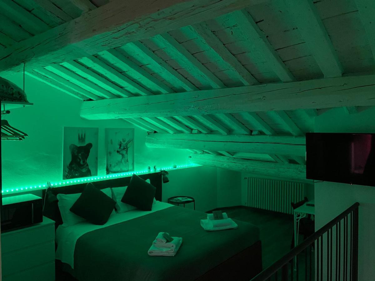 Green Rooms แฟร์รารา ภายนอก รูปภาพ